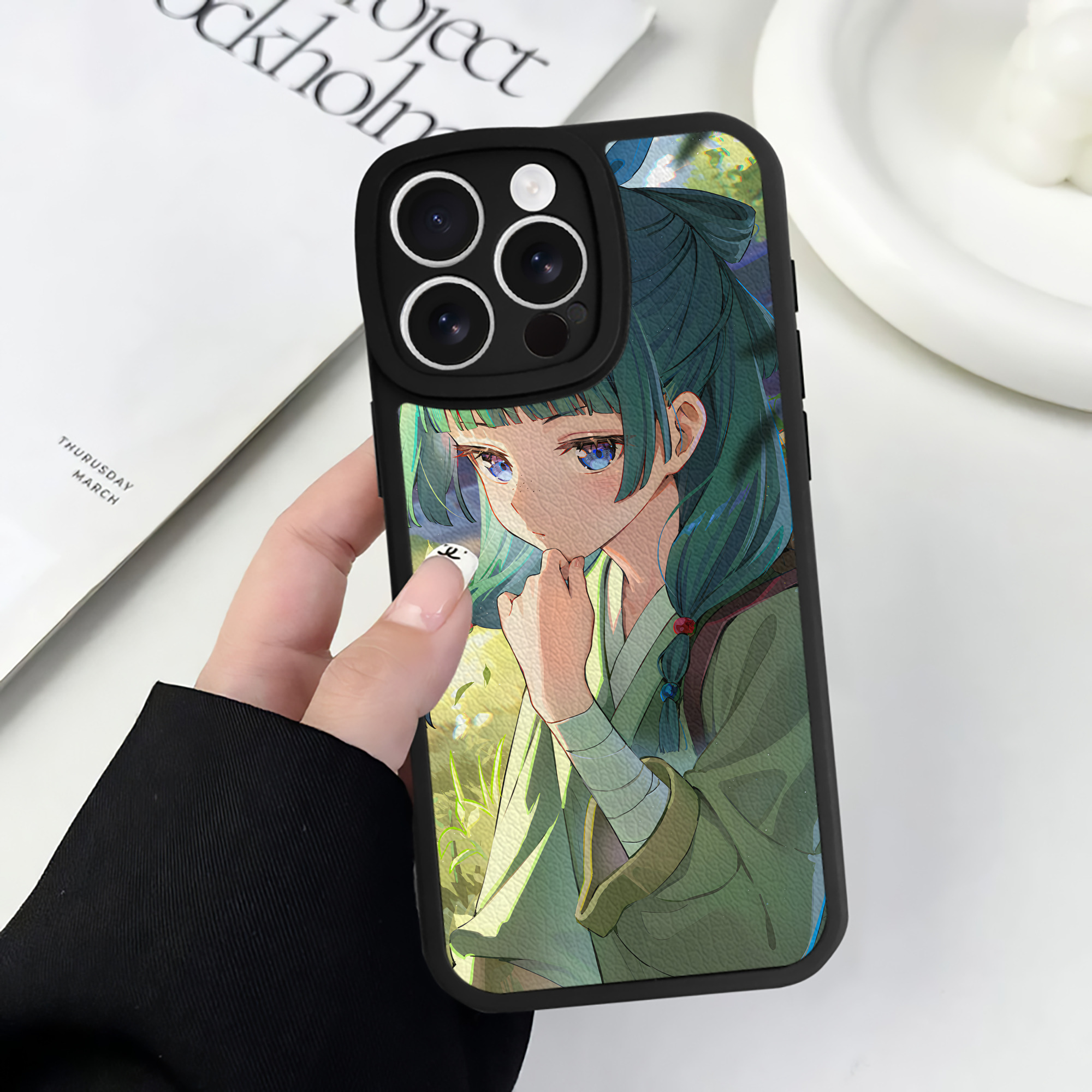 （画像用） 薬屋のひとりごと The Apothecary Diaries 【iPhone 16シリーズ対応】シリコンスマホケース（レザー調） 材質：シリコン